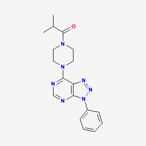 molecular formula C18H21N7O B2975949 2-methyl-1-(4-(3-phenyl-3H-[1,2,3]triazolo[4,5-d]pyrimidin-7-yl)piperazin-1-yl)propan-1-one CAS No. 920404-68-8