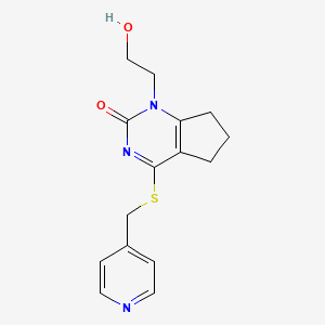 molecular formula C15H17N3O2S B2977077 1-(2-hydroxyethyl)-4-((pyridin-4-ylmethyl)thio)-6,7-dihydro-1H-cyclopenta[d]pyrimidin-2(5H)-one CAS No. 941979-06-2