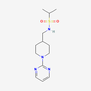 molecular formula C13H22N4O2S B2977145 N-((1-(pyrimidin-2-yl)piperidin-4-yl)methyl)propane-2-sulfonamide CAS No. 1234903-40-2