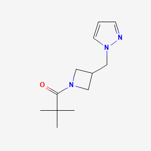 2,2-Dimethyl-1-[3-(pyrazol-1-ylmethyl)azetidin-1-yl]propan-1-one