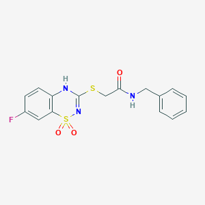 molecular formula C16H14FN3O3S2 B2978122 N-benzyl-2-((7-fluoro-1,1-dioxido-4H-benzo[e][1,2,4]thiadiazin-3-yl)thio)acetamide CAS No. 886956-09-8