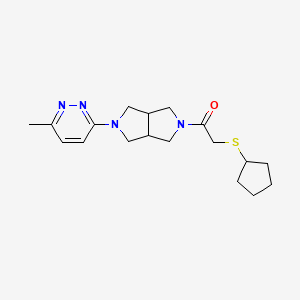 2-(Cyclopentylsulfanyl)-1-[5-(6-methylpyridazin-3-yl)-octahydropyrrolo[3,4-c]pyrrol-2-yl]ethan-1-one