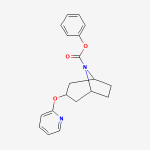 molecular formula C19H20N2O3 B2978505 (1R,3s,5S)-苯基 3-(吡啶-2-氧基)-8-氮杂双环[3.2.1]辛烷-8-羧酸酯 CAS No. 2108861-33-0