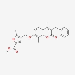 molecular formula C26H24O6 B2978614 Methyl 4-[(3-benzyl-4,8-dimethyl-2-oxochromen-7-yl)oxymethyl]-5-methylfuran-2-carboxylate CAS No. 374762-66-0
