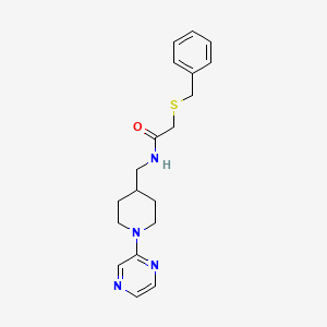 molecular formula C19H24N4OS B2979885 2-(苄硫基)-N-((1-(吡嗪-2-基)哌啶-4-基)甲基)乙酰胺 CAS No. 1396713-12-4