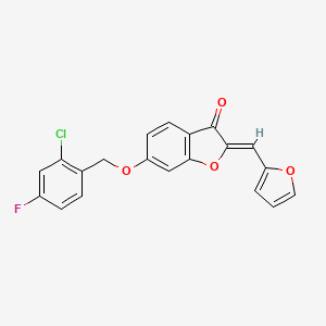 molecular formula C20H12ClFO4 B2980558 (2Z)-6-[(2-氯-4-氟苯基)甲氧基]-2-(呋喃-2-基亚甲基)-1-苯并呋喃-3-酮 CAS No. 622808-73-5
