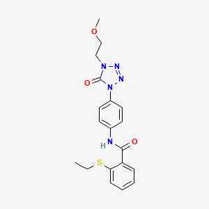 2-(ethylthio)-N-(4-(4-(2-methoxyethyl)-5-oxo-4,5-dihydro-1H-tetrazol-1-yl)phenyl)benzamide