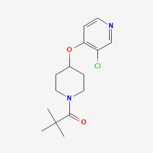 molecular formula C15H21ClN2O2 B2982251 1-(4-((3-Chloropyridin-4-yl)oxy)piperidin-1-yl)-2,2-dimethylpropan-1-one CAS No. 2034496-12-1
