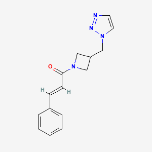 molecular formula C15H16N4O B2982877 (E)-3-Phenyl-1-[3-(triazol-1-ylmethyl)azetidin-1-yl]prop-2-en-1-one CAS No. 2321331-77-3