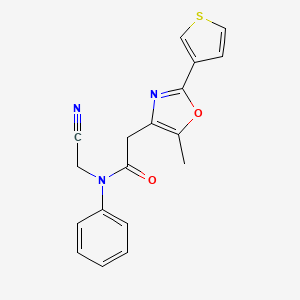 molecular formula C18H15N3O2S B2983053 N-(cyanomethyl)-2-[5-methyl-2-(thiophen-3-yl)-1,3-oxazol-4-yl]-N-phenylacetamide CAS No. 1423710-34-2