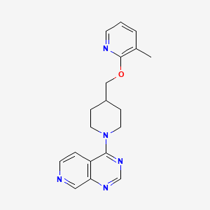 3-Methyl-2-[(1-{pyrido[3,4-d]pyrimidin-4-yl}piperidin-4-yl)methoxy]pyridine
