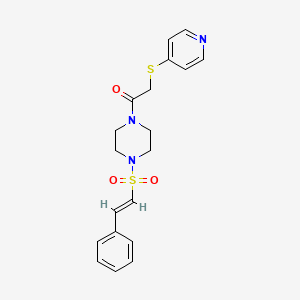 molecular formula C19H21N3O3S2 B2983371 1-[4-[(E)-2-苯乙烯基]磺酰基哌嗪-1-基]-2-吡啶-4-基磺酰基乙酮 CAS No. 1111451-85-4