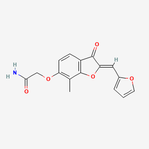 molecular formula C16H13NO5 B2984172 (Z)-2-((2-(furan-2-ylmethylene)-7-methyl-3-oxo-2,3-dihydrobenzofuran-6-yl)oxy)acetamide CAS No. 896829-76-8