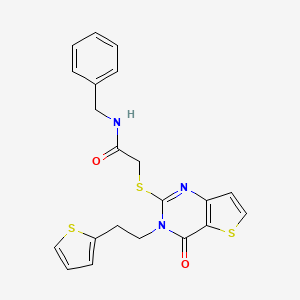 molecular formula C21H19N3O2S3 B2984607 N-苄基-2-({4-氧代-3-[2-(噻吩-2-基)乙基]-3,4-二氢噻吩并[3,2-d]嘧啶-2-基}硫代)乙酰胺 CAS No. 1261012-12-7