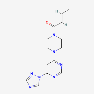 molecular formula C14H17N7O B2984933 (E)-1-(4-(6-(1H-1,2,4-triazol-1-yl)pyrimidin-4-yl)piperazin-1-yl)but-2-en-1-one CAS No. 1799259-27-0