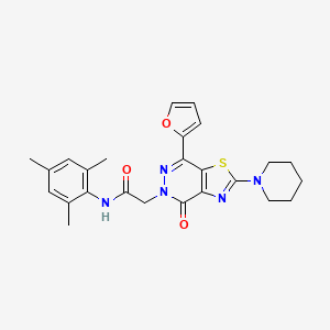 molecular formula C25H27N5O3S B2985223 2-(7-(呋喃-2-基)-4-氧代-2-(哌啶-1-基)噻唑并[4,5-d]嘧啶-5(4H)-基)-N-三甲苯基乙酰胺 CAS No. 1105208-17-0