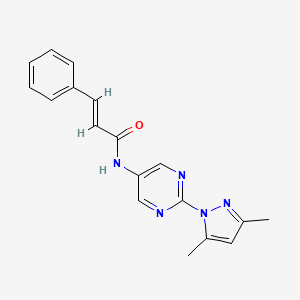 molecular formula C18H17N5O B2985362 N-(2-(3,5-二甲基-1H-吡唑-1-基)嘧啶-5-基)肉桂酰胺 CAS No. 1421586-50-6