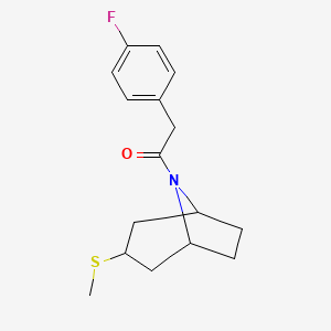 molecular formula C16H20FNOS B2985475 2-(4-氟苯基)-1-((1R,5S)-3-(甲硫基)-8-氮杂双环[3.2.1]辛-8-基)乙酮 CAS No. 1788542-17-5