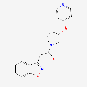 2-(Benzo[d]isoxazol-3-yl)-1-(3-(pyridin-4-yloxy)pyrrolidin-1-yl)ethanone