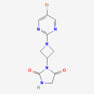 molecular formula C10H10BrN5O2 B2985928 3-[1-(5-Bromopyrimidin-2-yl)azetidin-3-yl]imidazolidine-2,4-dione CAS No. 2380172-18-7