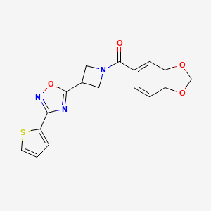 molecular formula C17H13N3O4S B2986502 苯并[d][1,3]二氧杂环-5-基(3-(3-(噻吩-2-基)-1,2,4-恶二唑-5-基)氮杂环丁-1-基)甲苯酮 CAS No. 1331267-78-7