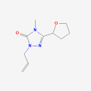 molecular formula C10H15N3O2 B2987412 4-甲基-3-(氧杂环己烷-2-基)-1-(丙-2-烯-1-基)-4,5-二氢-1H-1,2,4-三唑-5-酮 CAS No. 2202461-68-3