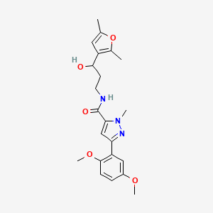 molecular formula C22H27N3O5 B2988426 3-(2,5-二甲氧基苯基)-N-(3-(2,5-二甲基呋喃-3-基)-3-羟基丙基)-1-甲基-1H-吡唑-5-甲酰胺 CAS No. 1421485-26-8