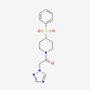 molecular formula C15H18N4O3S B2988526 1-(4-(phenylsulfonyl)piperidin-1-yl)-2-(1H-1,2,4-triazol-1-yl)ethanone CAS No. 1797980-33-6