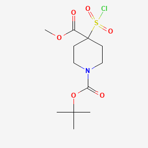 molecular formula C12H20ClNO6S B2988620 1-O-叔丁基 4-O-甲基 4-氯磺酰基哌啶-1,4-二羧酸酯 CAS No. 2287316-75-8