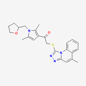 molecular formula C24H26N4O2S B2989020 1-(2,5-dimethyl-1-((tetrahydrofuran-2-yl)methyl)-1H-pyrrol-3-yl)-2-((5-methyl-[1,2,4]triazolo[4,3-a]quinolin-1-yl)thio)ethanone CAS No. 501348-60-3