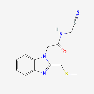 molecular formula C13H14N4OS B2989643 N-(cyanomethyl)-2-{2-[(methylsulfanyl)methyl]-1H-1,3-benzodiazol-1-yl}acetamide CAS No. 1241577-19-4