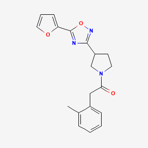 1-(3-(5-(Furan-2-yl)-1,2,4-oxadiazol-3-yl)pyrrolidin-1-yl)-2-(o-tolyl)ethanone