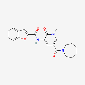 molecular formula C22H23N3O4 B2989973 N-(5-(氮杂环戊烷-1-羰基)-1-甲基-2-氧代-1,2-二氢吡啶-3-基)苯并呋喃-2-甲酰胺 CAS No. 1203043-20-2