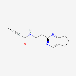 molecular formula C13H15N3O B2990888 N-[2-(6,7-Dihydro-5H-cyclopenta[d]pyrimidin-2-yl)ethyl]but-2-ynamide CAS No. 2411245-69-5