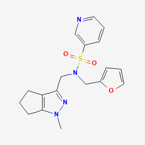 molecular formula C18H20N4O3S B2991550 N-(呋喃-2-基甲基)-N-((1-甲基-1,4,5,6-四氢环戊[c]吡唑-3-基)甲基)吡啶-3-磺酰胺 CAS No. 1798517-33-5