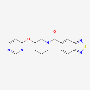 molecular formula C16H15N5O2S B2991704 苯并[c][1,2,5]噻二唑-5-基(3-(嘧啶-4-氧基)哌啶-1-基)甲酮 CAS No. 2034332-46-0