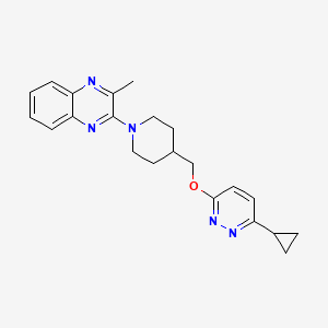 molecular formula C22H25N5O B2992063 2-[4-[(6-Cyclopropylpyridazin-3-yl)oxymethyl]piperidin-1-yl]-3-methylquinoxaline CAS No. 2319719-92-9