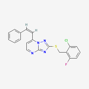 molecular formula C20H14ClFN4S B2992159 2-[(2-氯-6-氟苄基)硫代]-7-苯乙烯基[1,2,4]三唑并[1,5-a]嘧啶 CAS No. 338751-44-3
