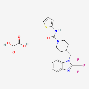 molecular formula C21H21F3N4O5S B2992633 N-(thiophen-2-yl)-4-((2-(trifluoromethyl)-1H-benzo[d]imidazol-1-yl)methyl)piperidine-1-carboxamide oxalate CAS No. 1351642-77-7
