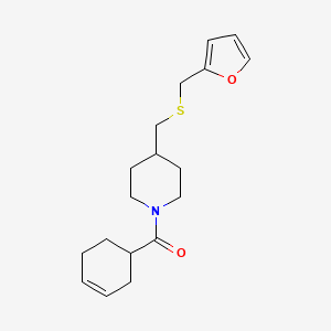 Cyclohex-3-en-1-yl(4-(((furan-2-ylmethyl)thio)methyl)piperidin-1-yl)methanone
