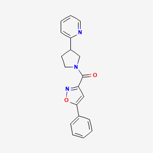 molecular formula C19H17N3O2 B2993696 (5-Phenylisoxazol-3-yl)(3-(pyridin-2-yl)pyrrolidin-1-yl)methanone CAS No. 1421515-27-6