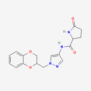 N-(1-((2,3-dihydrobenzo[b][1,4]dioxin-2-yl)methyl)-1H-pyrazol-4-yl)-5-oxopyrrolidine-2-carboxamide