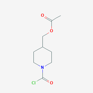 (1-Carbonochloridoylpiperidin-4-yl)methyl acetate