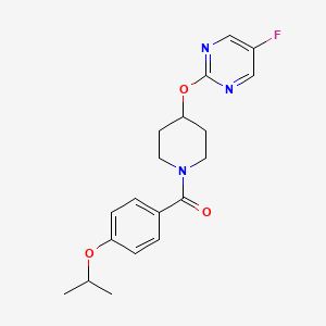 molecular formula C19H22FN3O3 B2995254 [4-(5-Fluoropyrimidin-2-yl)oxypiperidin-1-yl]-(4-propan-2-yloxyphenyl)methanone CAS No. 2380171-32-2