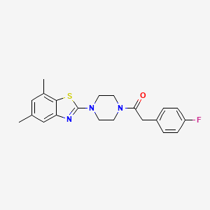molecular formula C21H22FN3OS B2996322 1-(4-(5,7-二甲基苯并[d]噻唑-2-基)哌嗪-1-基)-2-(4-氟苯基)乙酮 CAS No. 941984-01-6