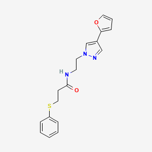 molecular formula C18H19N3O2S B2998625 N-(2-(4-(呋喃-2-基)-1H-吡唑-1-基)乙基)-3-(苯硫基)丙酰胺 CAS No. 2034327-17-6