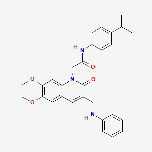 B2998707 2-[8-(anilinomethyl)-7-oxo-2,3-dihydro[1,4]dioxino[2,3-g]quinolin-6(7H)-yl]-N-(4-isopropylphenyl)acetamide CAS No. 894547-93-4