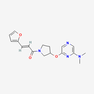 molecular formula C17H20N4O3 B2999441 (E)-1-(3-((6-(dimethylamino)pyrazin-2-yl)oxy)pyrrolidin-1-yl)-3-(furan-2-yl)prop-2-en-1-one CAS No. 2035001-66-0