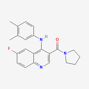 molecular formula C22H22FN3O B2999443 (4-((3,4-Dimethylphenyl)amino)-6-fluoroquinolin-3-yl)(pyrrolidin-1-yl)methanone CAS No. 1358720-65-6