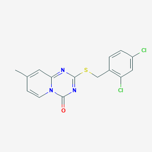 molecular formula C15H11Cl2N3OS B3000077 2-[(2,4-二氯苯基)甲硫基]-8-甲基吡啶并[1,2-a][1,3,5]三嗪-4-酮 CAS No. 896337-10-3